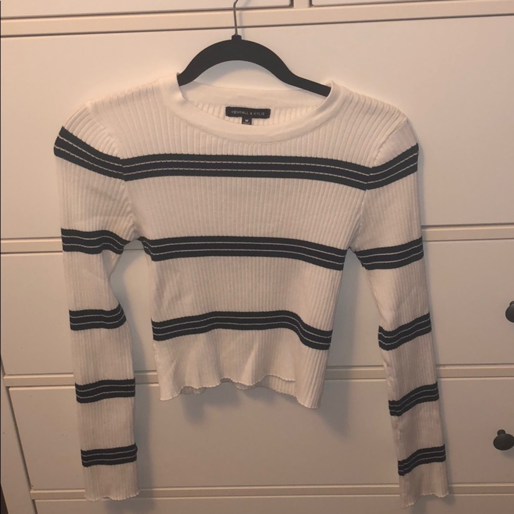 Long sleeve top